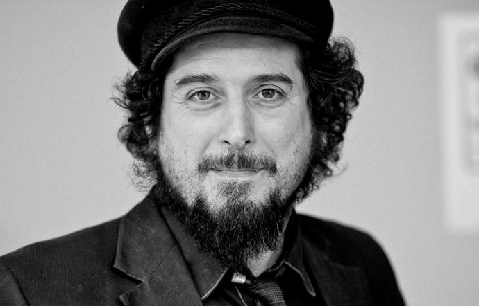 Vinicio Capossela In Uscita Il Nuovo Album Conciati Per Le Feste