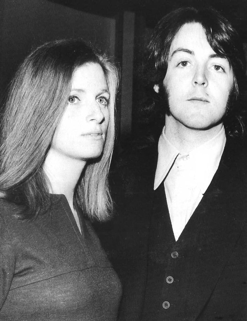 Linda Eastman e Paul McCartney