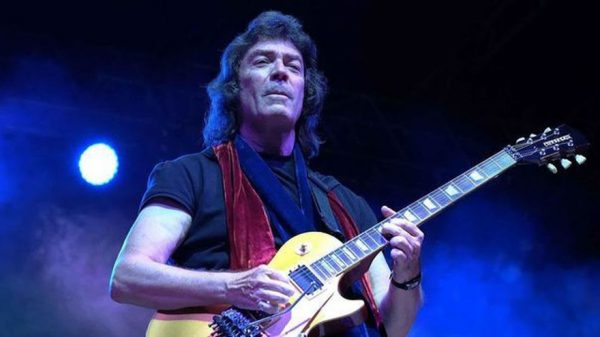 Steve Hackett sul palco