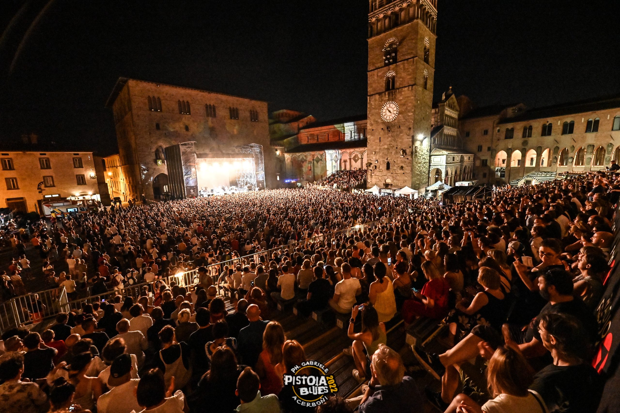 Piazza Duomo, Pistoia