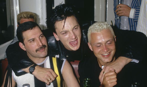 Freddie Mercury e Bono degli U2