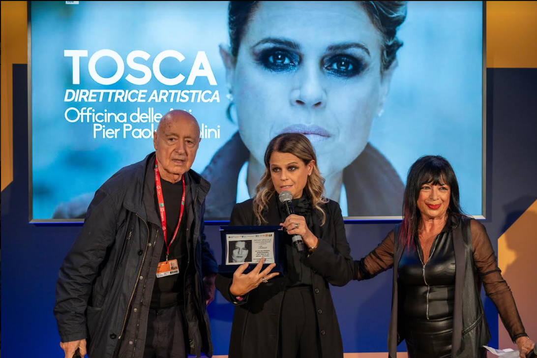 premiazione Tosca per la serie di premi dedicati ai vari protagonisti di cinema e musica